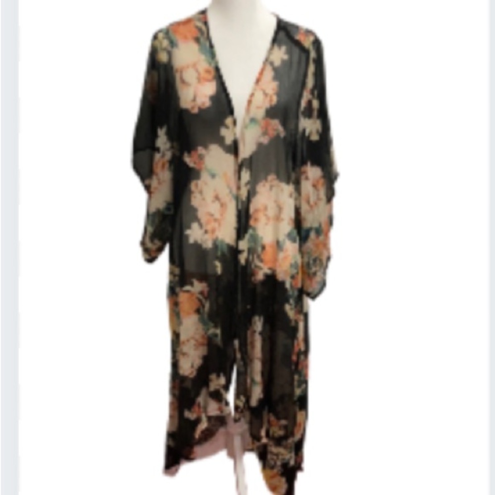 EUC Band of Gypsies Black Floral Sheer Open  Front Kimono Size Small